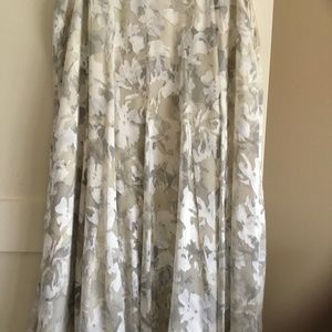 Women skirt Jones New York
